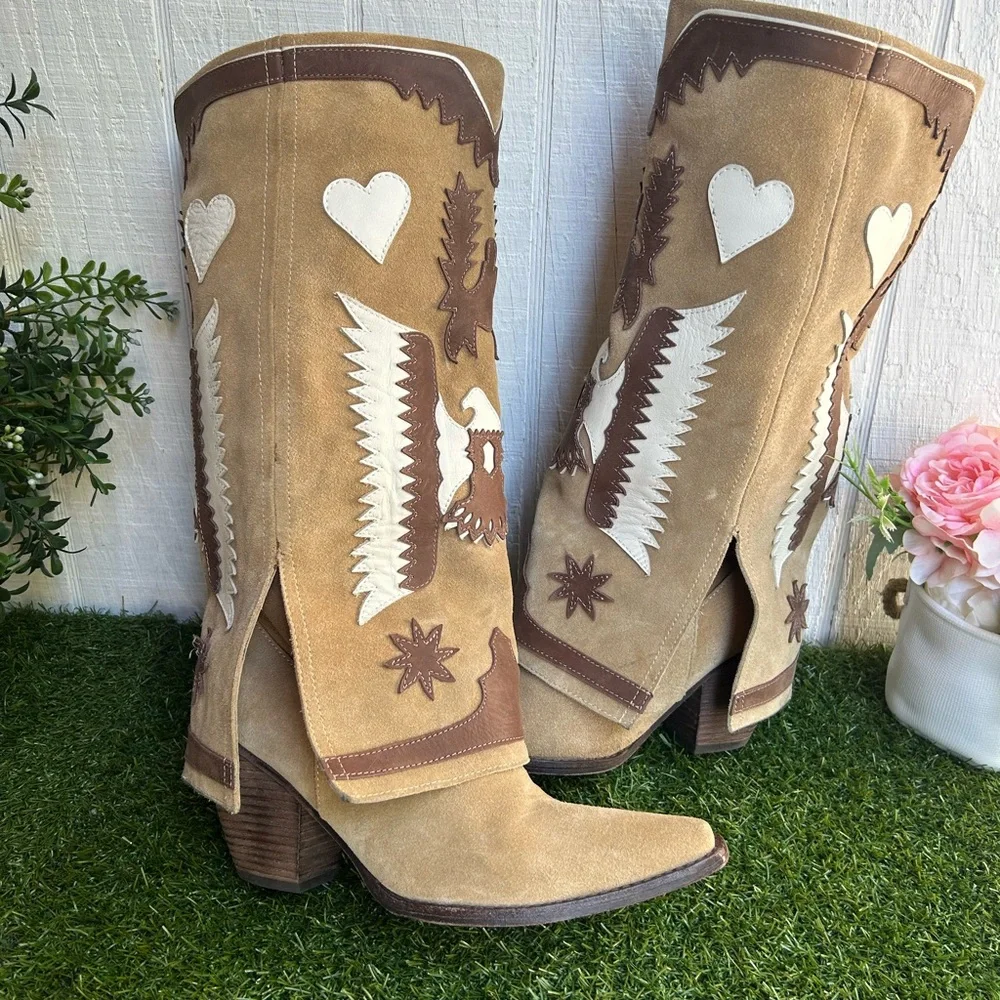 ZIGI Hungria Knee High Western Boot In Natural $400 gently used size 6